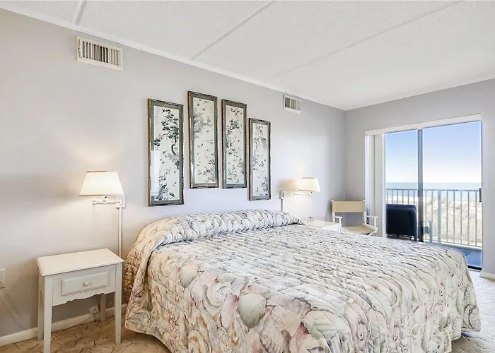 Sandbridge North Apartment *