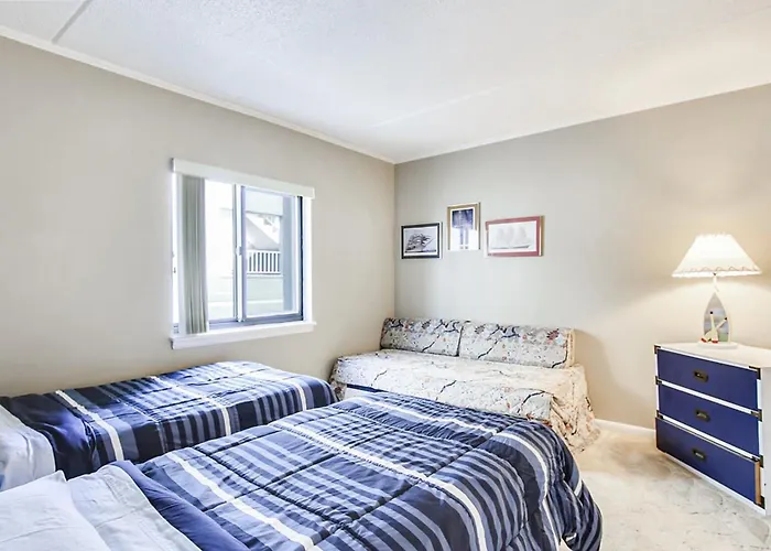 Sandbridge North Apartment *